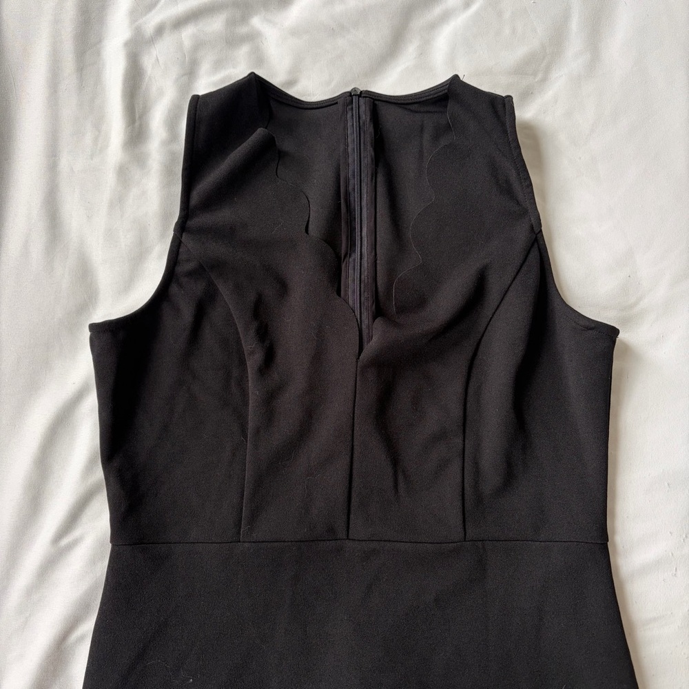 Cupshe Black and White Scalloped Dress